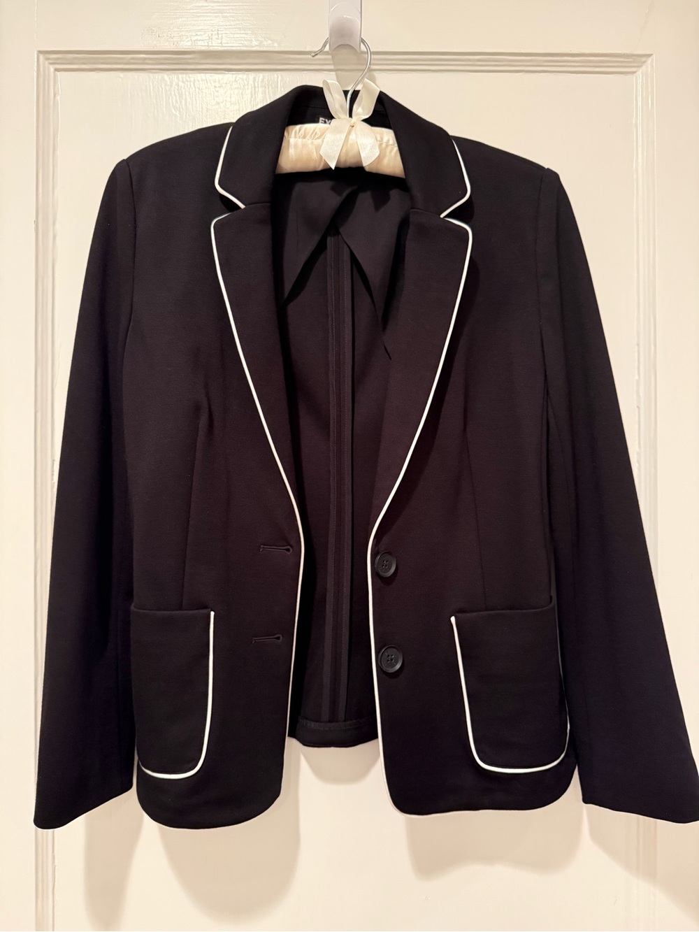 Express Soft Stretchy Black Blazer with White Piping Size Small